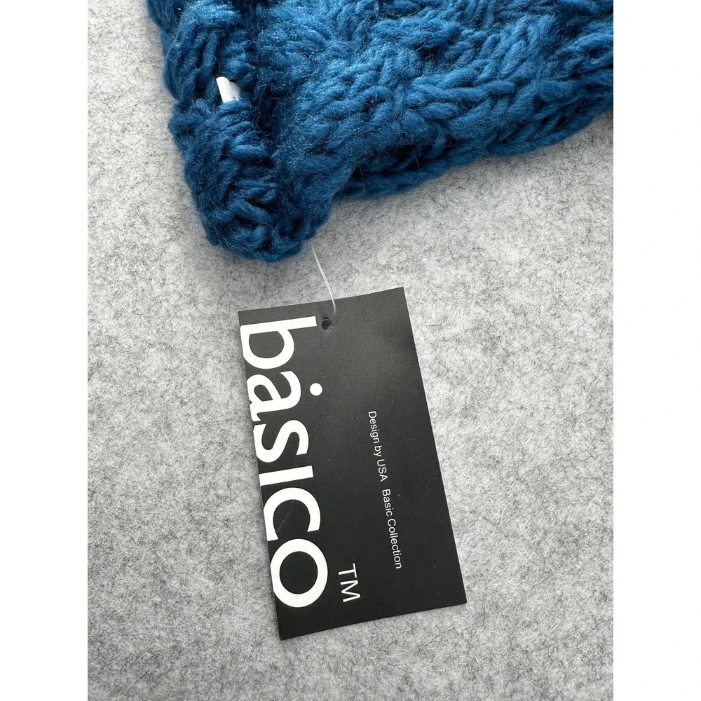 BASICO Infinity Scarf Simple Wear Chunky Knit Prussian Blue NWT Neck Warmer